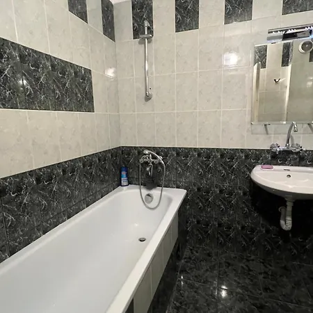 East Spacious And Comfort In The Suburb In Appartement