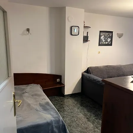 Апартамент East Spacious And Comfort In The Suburb In *