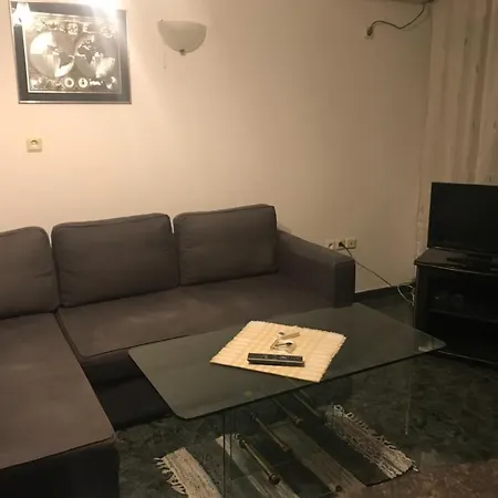 East Spacious And Comfort In The Suburb In Appartamento Sofia