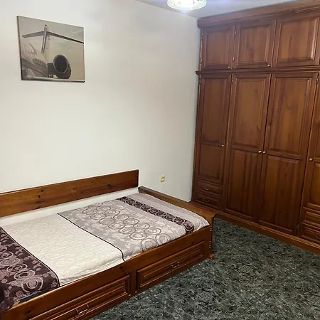 Апартаменты East Spacious And Comfort In The Suburb In София