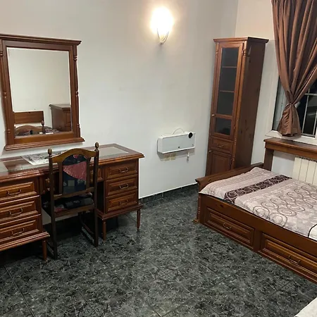 Апартаменты East Spacious And Comfort In The Suburb In